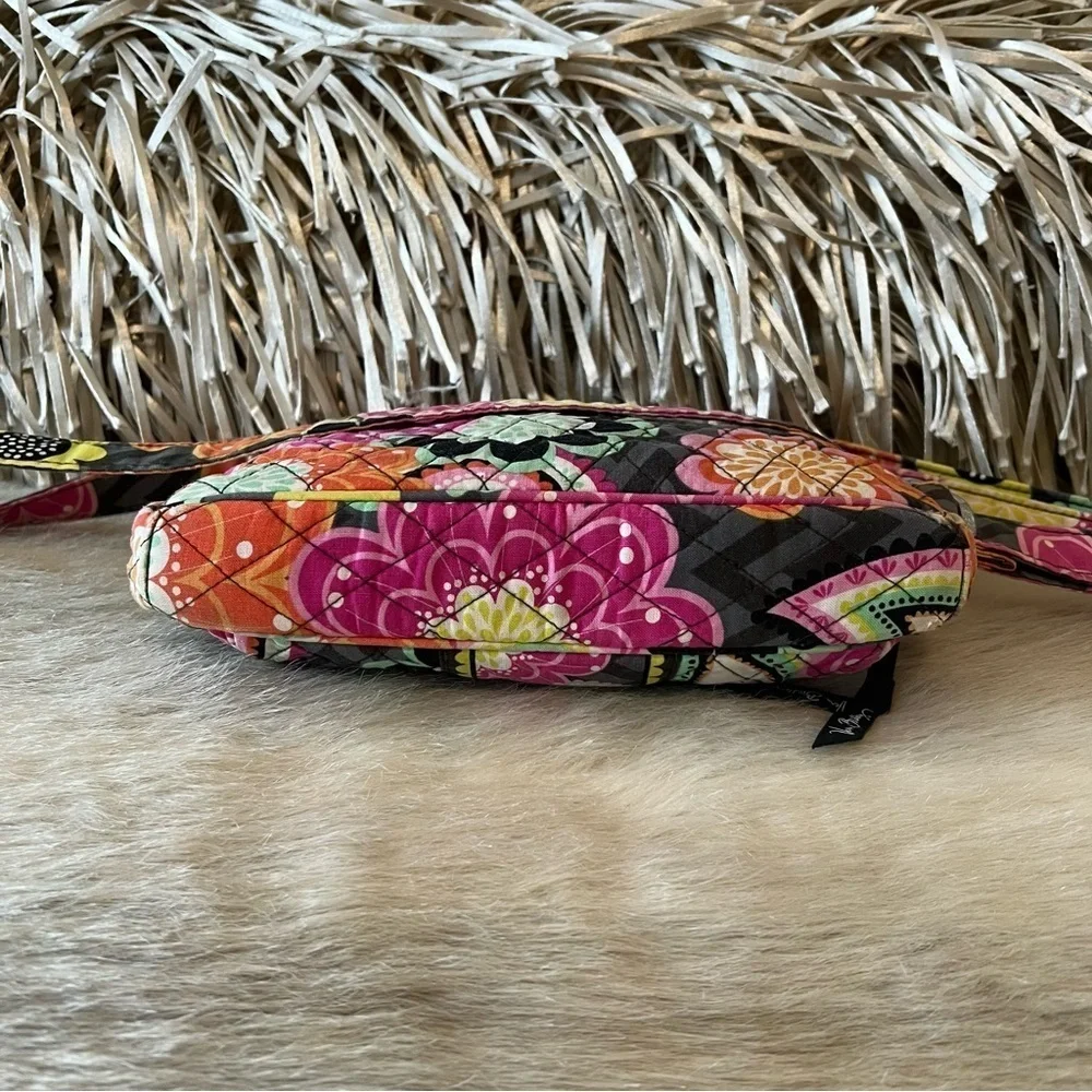 VERA BRADLEY Ziggy Zinnia 2014  Little Hipster Crossbody Pink Orange Floral